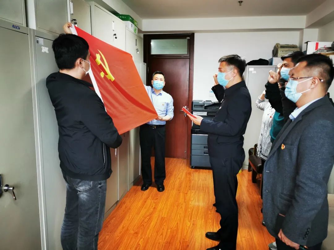 1587473642837024600.jpg 1587457797130069615.jpg